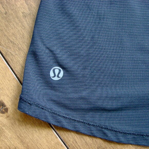 Lululemon Black Racerback Tank Top Sports Bra Yoga Built In Bra Size 8 - Picture 10 of 10